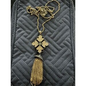 Gold Tone Chain Necklace Rhinestone Clover‎ Tassel Pendant Statement